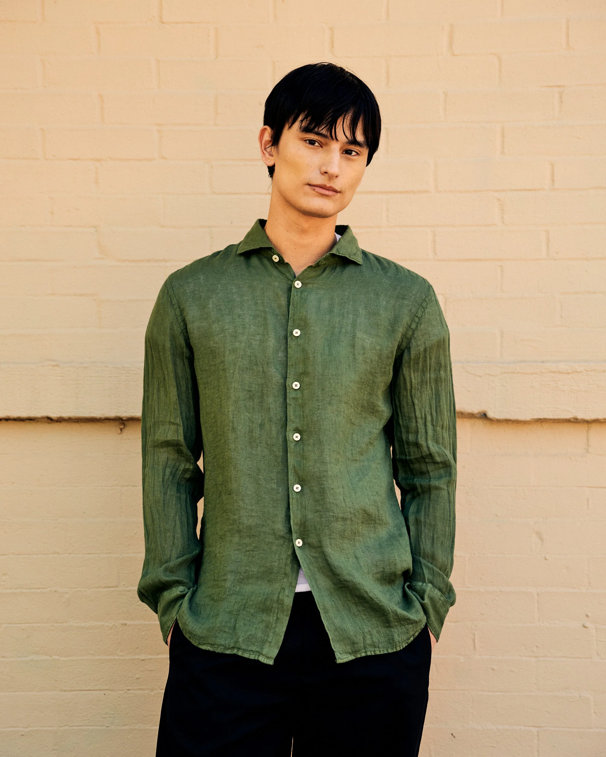 Mercer Linen Shirt Army Green - Image 3