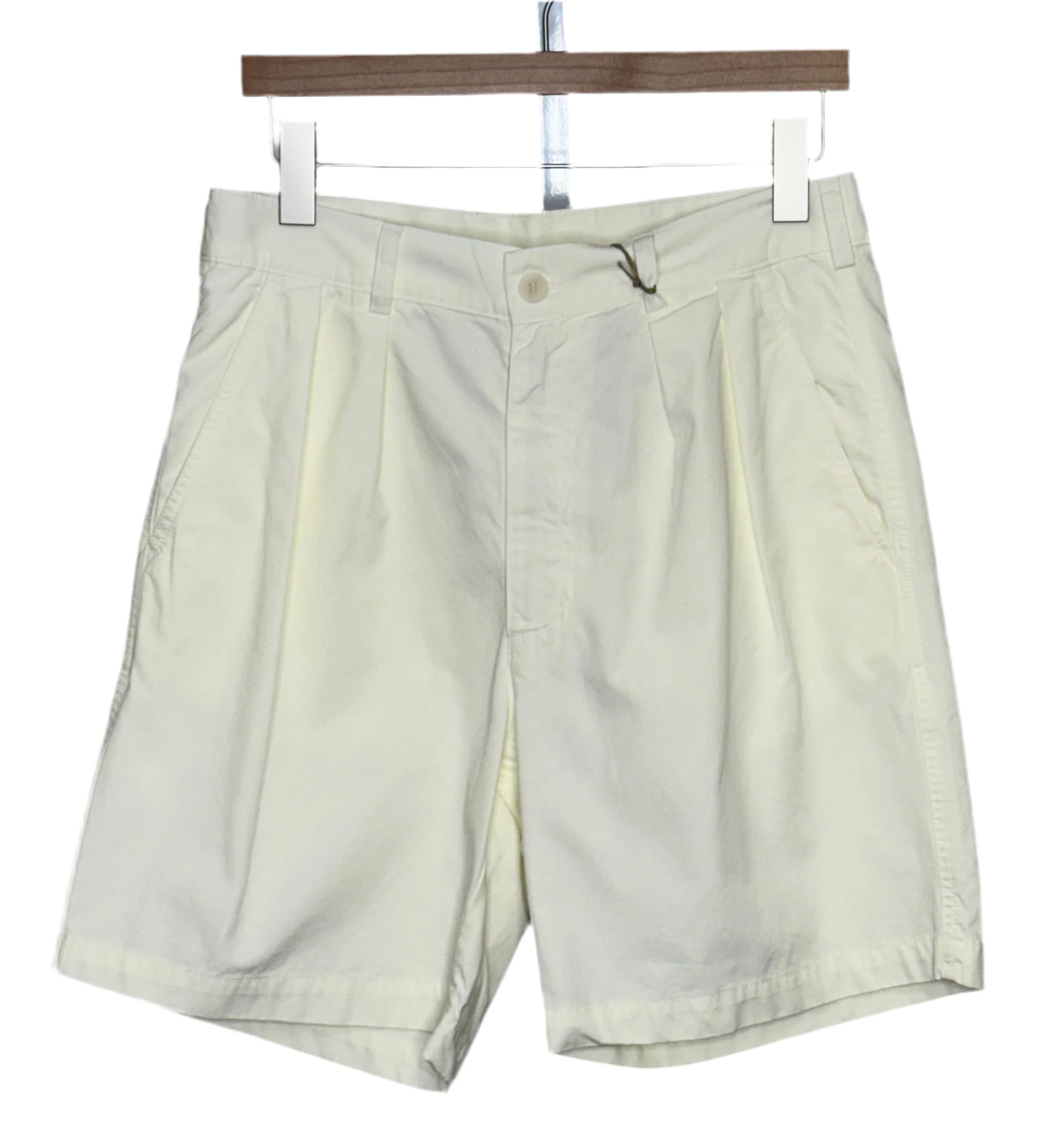 Lapa Relaxed Pleated Shorts Off White Cotton
